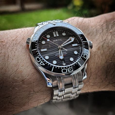 omega seamaster homage equivalent.